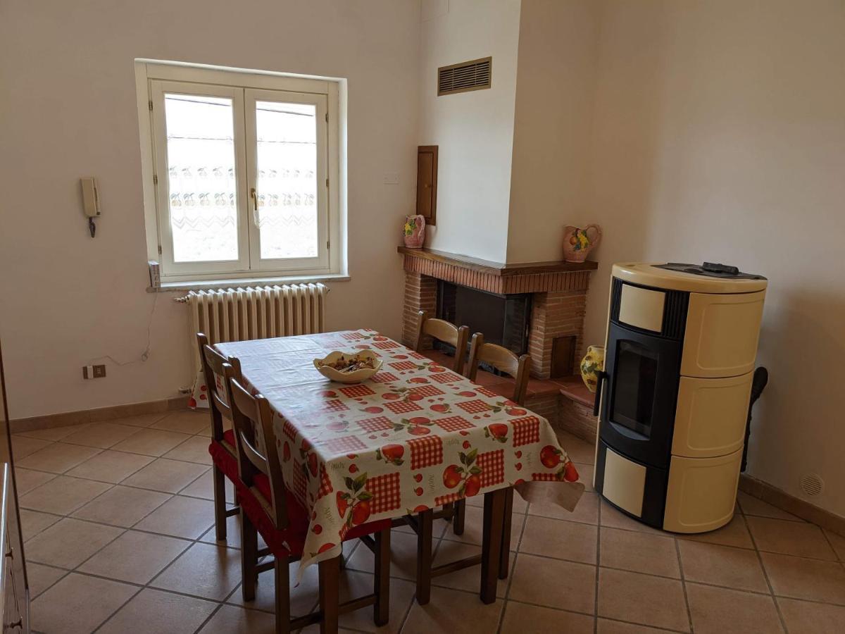 B&B La Casetta Poggio Bustone Luaran gambar